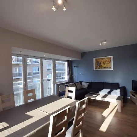 Goethe 0202 Furnished With Sea View דירה *