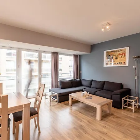 Goethe 0202 Furnished With Sea View *
